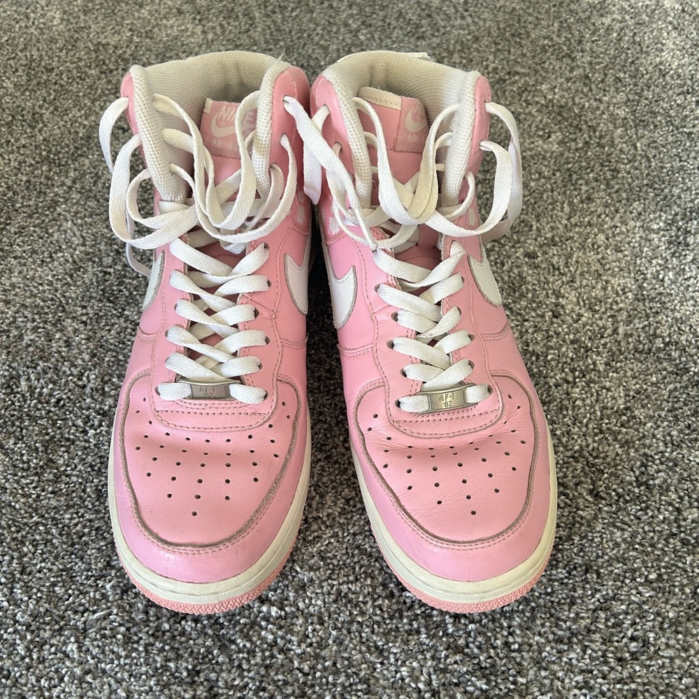 Vintage Nike Air Force shoes